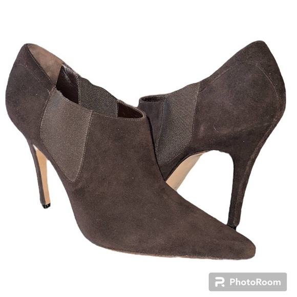 Manolo Blahnik Pumps in chocolate suede size 40/US 10 - Picture 1 of 8